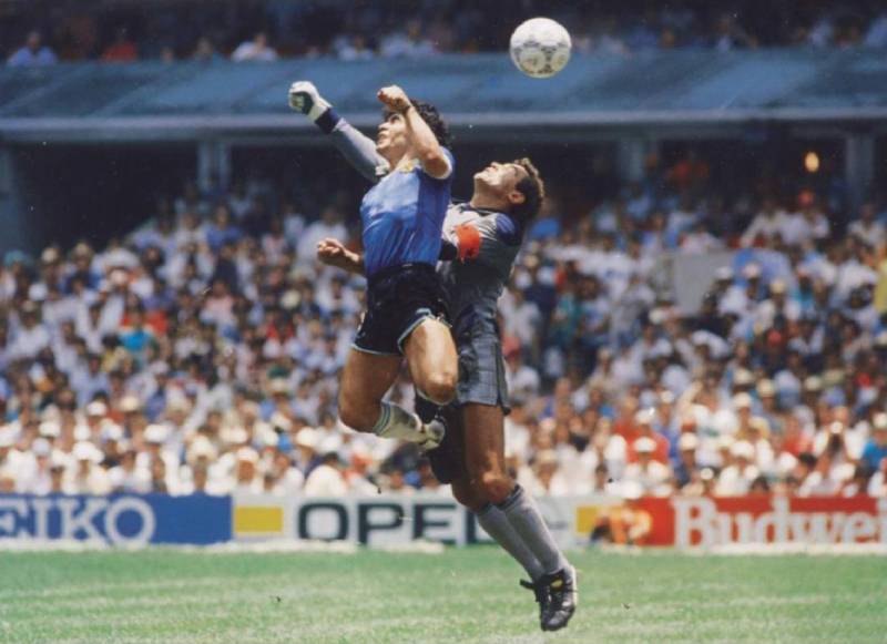 Maradona và "Bàn tay của Chúa" 